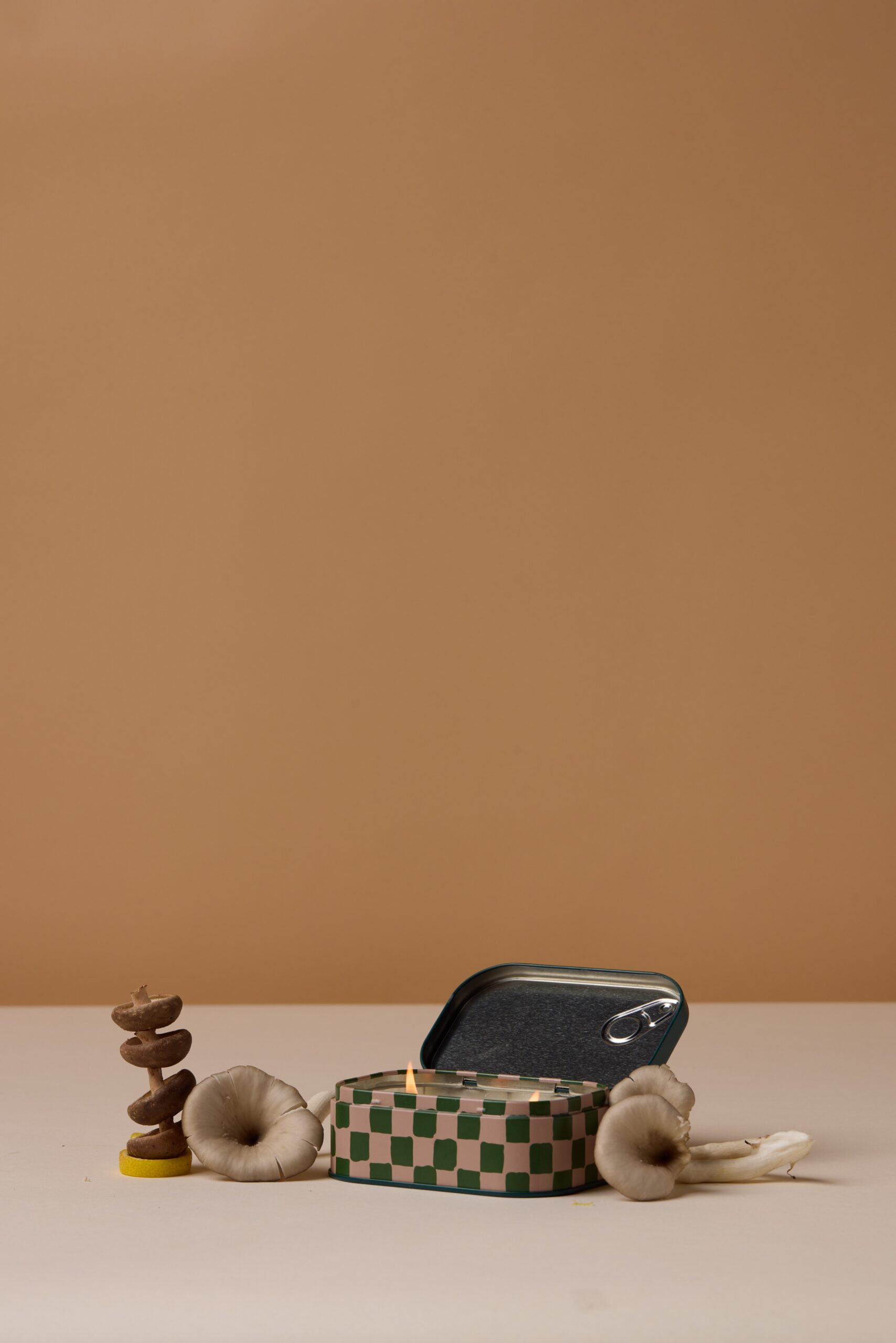 Wild Mushroom Φυτικό Κερί 127gr σε μεταλλικό δοχείο-κονσέρβα - Image 2